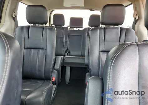 2016 Chrysler Town & Country Touring из США, поврежденный, VIN 2C4RC1BG9GR174101